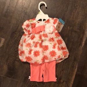 NWT baby girl 3 month top with pants set.
